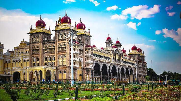 Bangalore to Mysore Taxi Booking